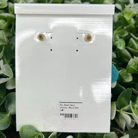 Boutique Beaded Seashell Earrings NEW - Picture 3 of 8